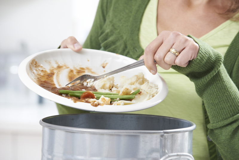 The Do's and Don'ts of Disposing and Recycling Pots and Pans